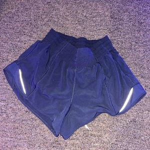 NAVY LULU SHORTS